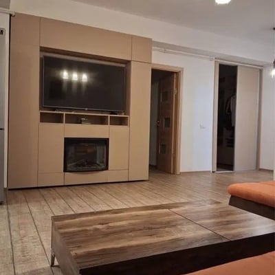 Аренда комфортных 2-комнатных апартаментов с гардеробной, 62 м², Констанца, Румыния